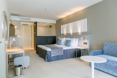 رادیسن بلو ریزرت اند اسپا گران کاناریا مگان