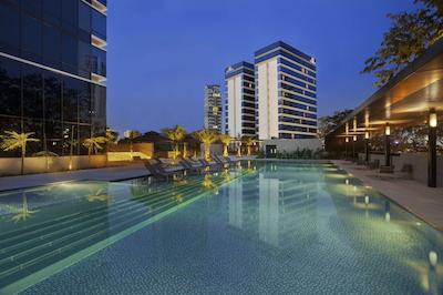 رامادا سنگاپور ات ژونگشان پارک