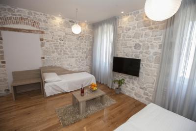 تیفانی لوکسوری رومز