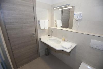 تیفانی لوکسوری رومز