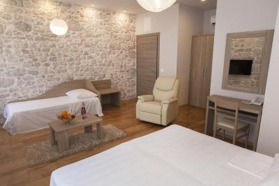 تیفانی لوکسوری رومز