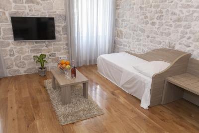 تیفانی لوکسوری رومز