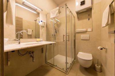 تیفانی لوکسوری رومز