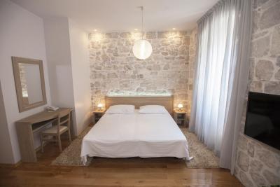 تیفانی لوکسوری رومز