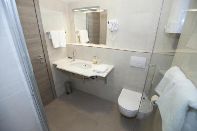 تیفانی لوکسوری رومز