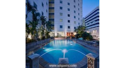 رندزوس هتل سنگاپور