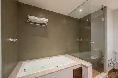 پردیجی هتل گرامادو