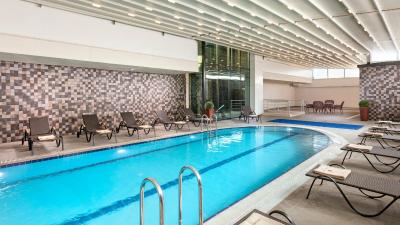 ب بوسینز هتل اند اسپا