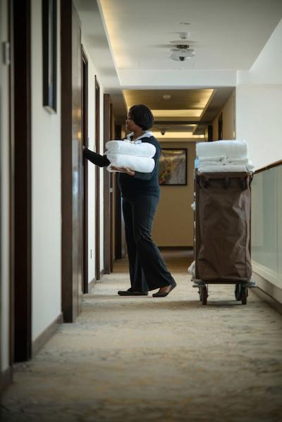 د کنکرد هتل اند سویتز