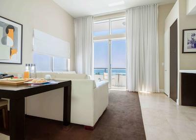 د ساگامر میامی بیچ