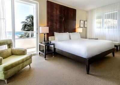 د ساگامر میامی بیچ