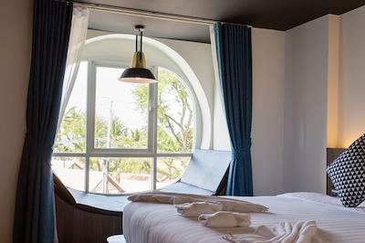 بیرپاکر پاتونگ هستل