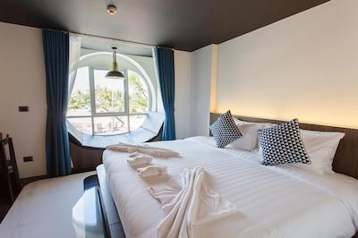 بیرپاکر پاتونگ هستل