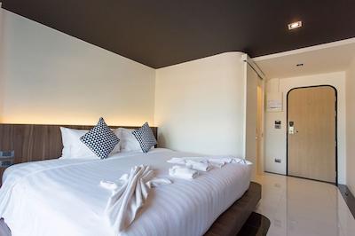 بیرپاکر پاتونگ هستل