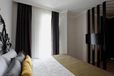 ازوو بوتیک هتل