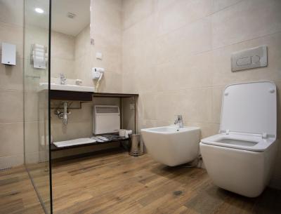 گارنی هتل دوم