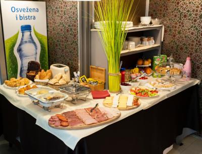 گارنی هتل دوم