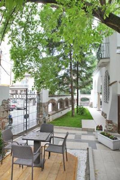 گارنی هتل دوم