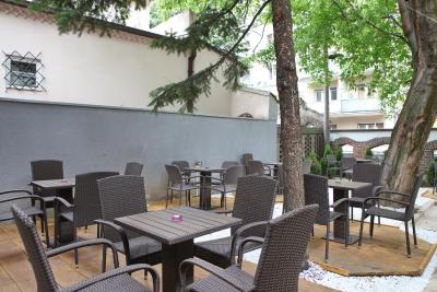 گارنی هتل دوم