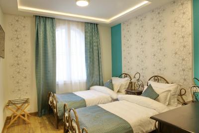 گارنی هتل دوم