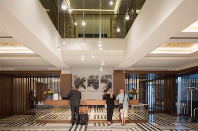 الکترا متروپولیس آتن