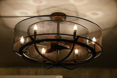 د استپ ساتون