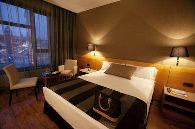 کاتالنیا بارسلنا پلازا