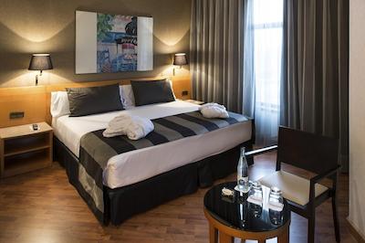 کاتالنیا بارسلنا پلازا