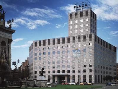 کاتالنیا بارسلنا پلازا