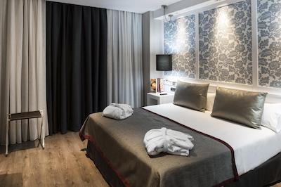 کاتالنیا بارسلنا پلازا