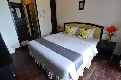 فی فی چارلی بیچ ریزرت