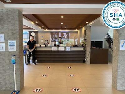 فی فی چارلی بیچ ریزرت