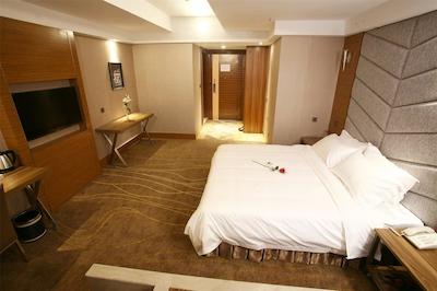 چنگدو تولیپ این آیرپرت هتل