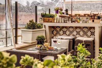 هتل 87 اایتی-سون