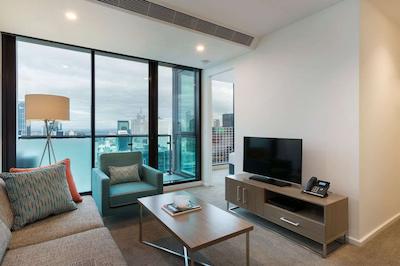 ملبورن شرت است اپارتمنتز لنسدال استریت