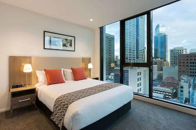 ملبورن شرت است اپارتمنتز لنسدال استریت