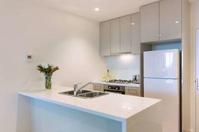 ملبورن شرت است اپارتمنتز لنسدال استریت