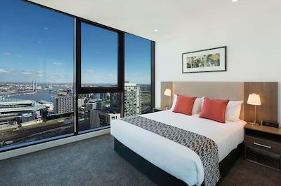 ملبورن شرت است اپارتمنتز لنسدال استریت