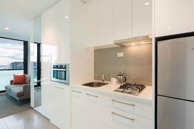 ملبورن شرت است اپارتمنتز لنسدال استریت