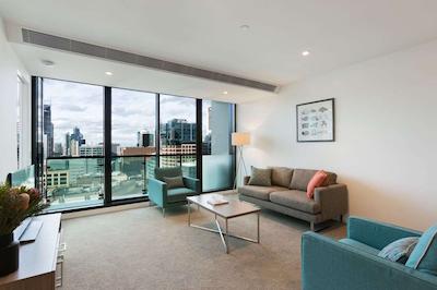 ملبورن شرت است اپارتمنتز لنسدال استریت