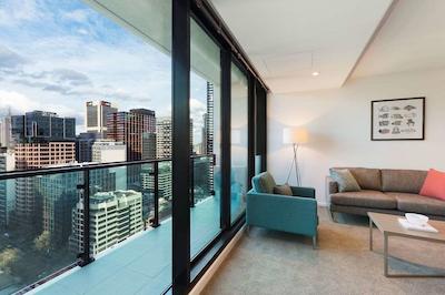 ملبورن شرت است اپارتمنتز لنسدال استریت