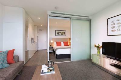 ملبورن شرت است اپارتمنتز لنسدال استریت