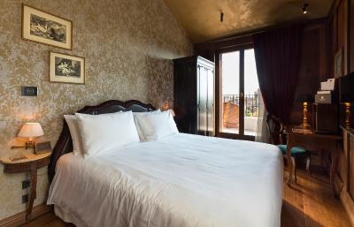 پالازو ونارت لوکسوری هتل