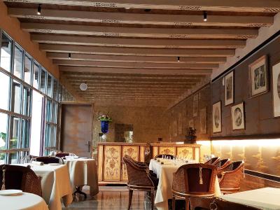 پالازو ونارت لوکسوری هتل