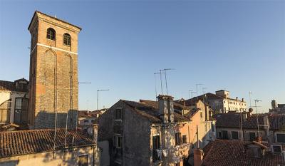 پالازو ونارت لوکسوری هتل