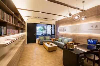 تراولر-این زهنگزهنگ لیبراری