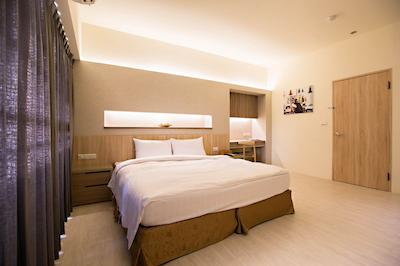 تراولر-این زهنگزهنگ لیبراری