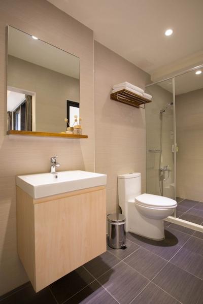 تراولر-این زهنگزهنگ لیبراری