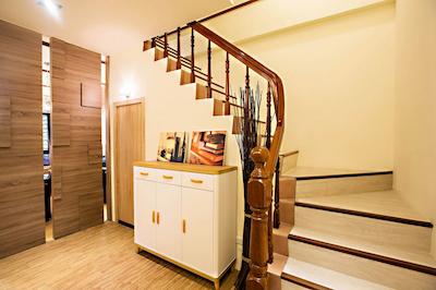 تراولر-این زهنگزهنگ لیبراری