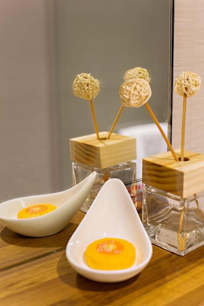 تراولر-این زهنگزهنگ لیبراری